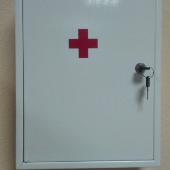 Аптечка металева АП-01 (300×390×123 мм)