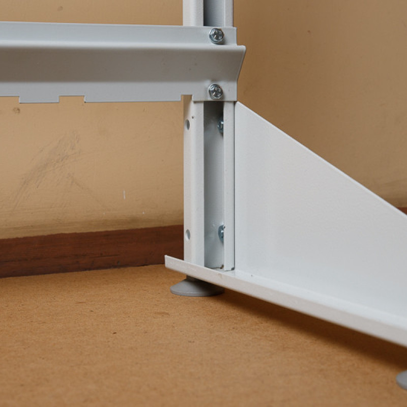 Стійка однобічного стелажу для метизів 1800 мм без ящиків і поперечок