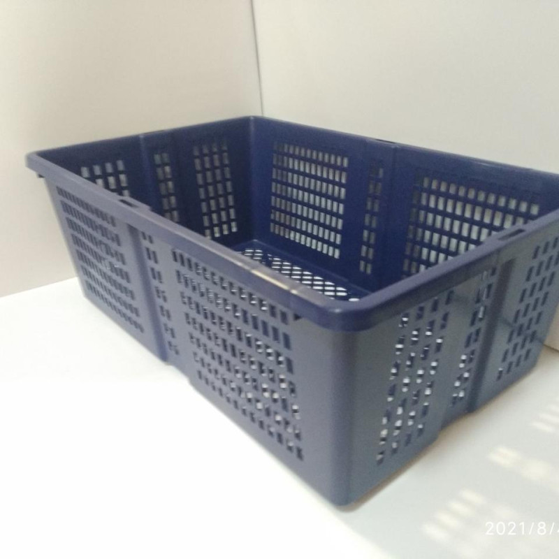 Ящик пластиковий перфорований 350х235х130 синій