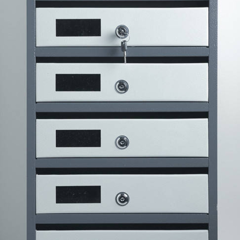 Скринька поштова на 7 квартир із задньою стінкою