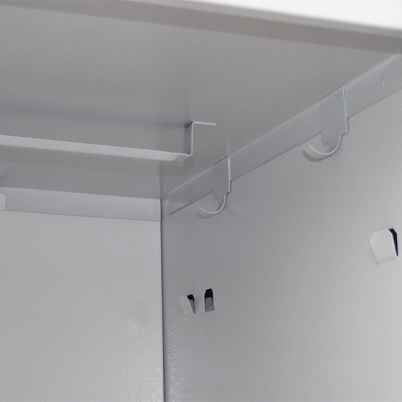 Шафа для одягу 1800х2100х500 мм металева семикамерна, однорівнева (без пдв)