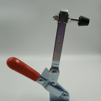 Струбцина DK101Е з оцинкованої сталі 160х145 мм