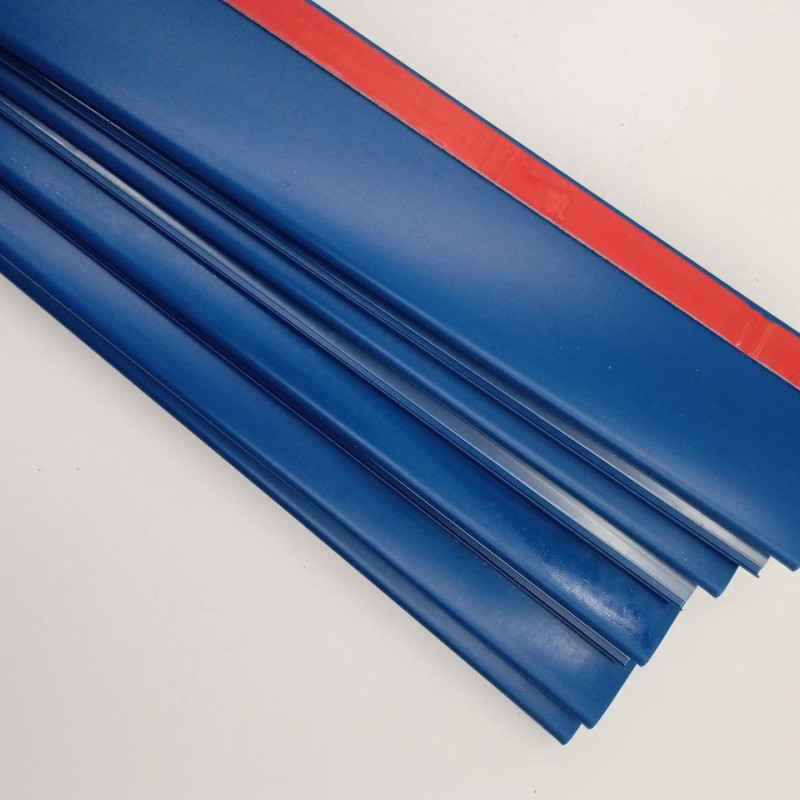 DBR39 1330 мм Цінникотримач самоклейка, синій (залишок)